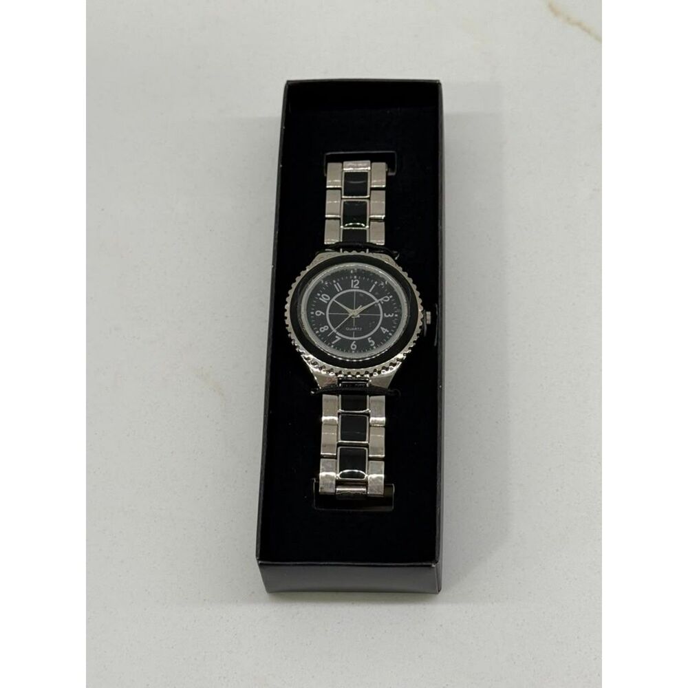 Avon Chic Enamel Bracelet Watch Black & Silvertone – New in Box